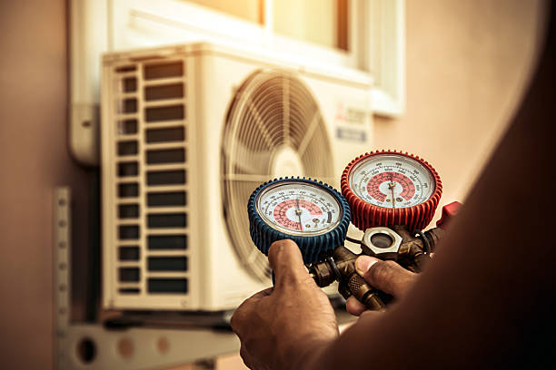 Professional Hvac technician working in Apple Valley, CA